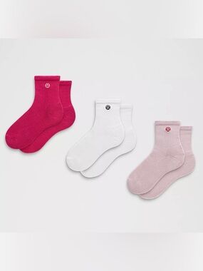 Lululemon Socks Daily Essential Quarter Length (3 Pack) NWT